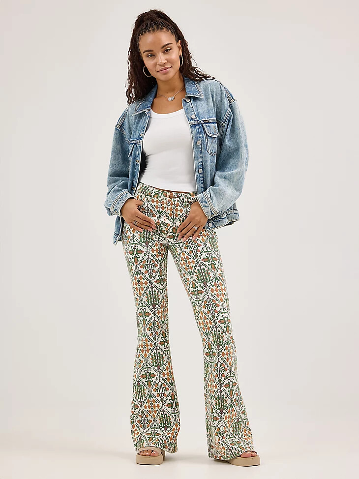 vaqueros acampanados con estampado láser para mujer vintage garden