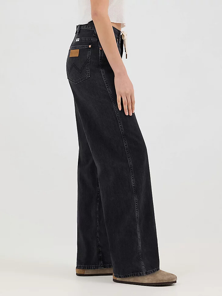 vaqueros holgados con lazo frontal para mujer color negro enjuagado