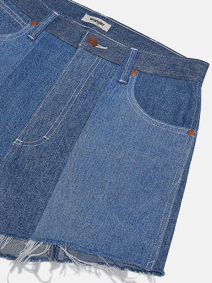 pantalones cortos wrangler x beyond retro reworked light wash