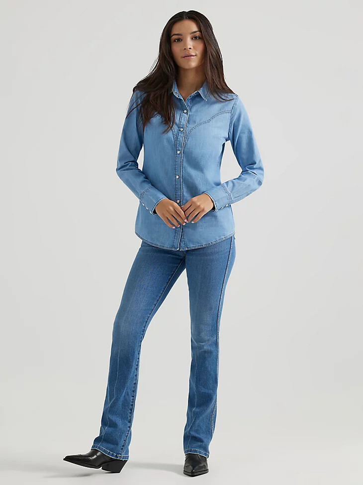 camisa vaquera wrangler x yellow rose by kendra scott con lavado medio