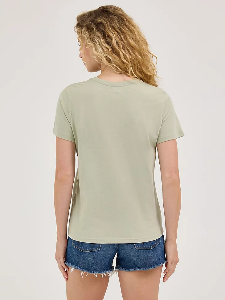camiseta gráfica bloomin para mujer color salvia del desierto