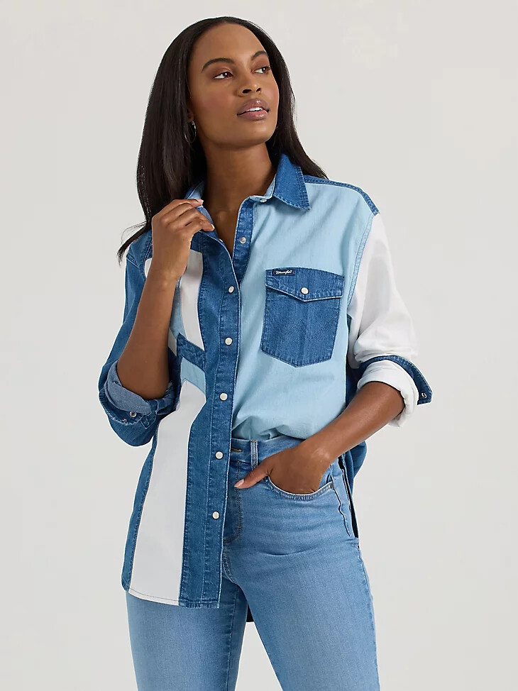 camisa vaquera estilo boyfriend con botones a presión estilo western wrangler para mujer color azul