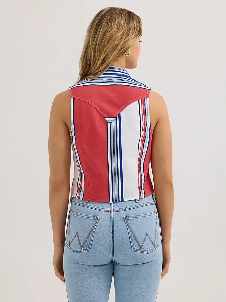 camiseta sin mangas wrangler brushpopper stripe slim crop snap para mujer color rojo blanco y azul