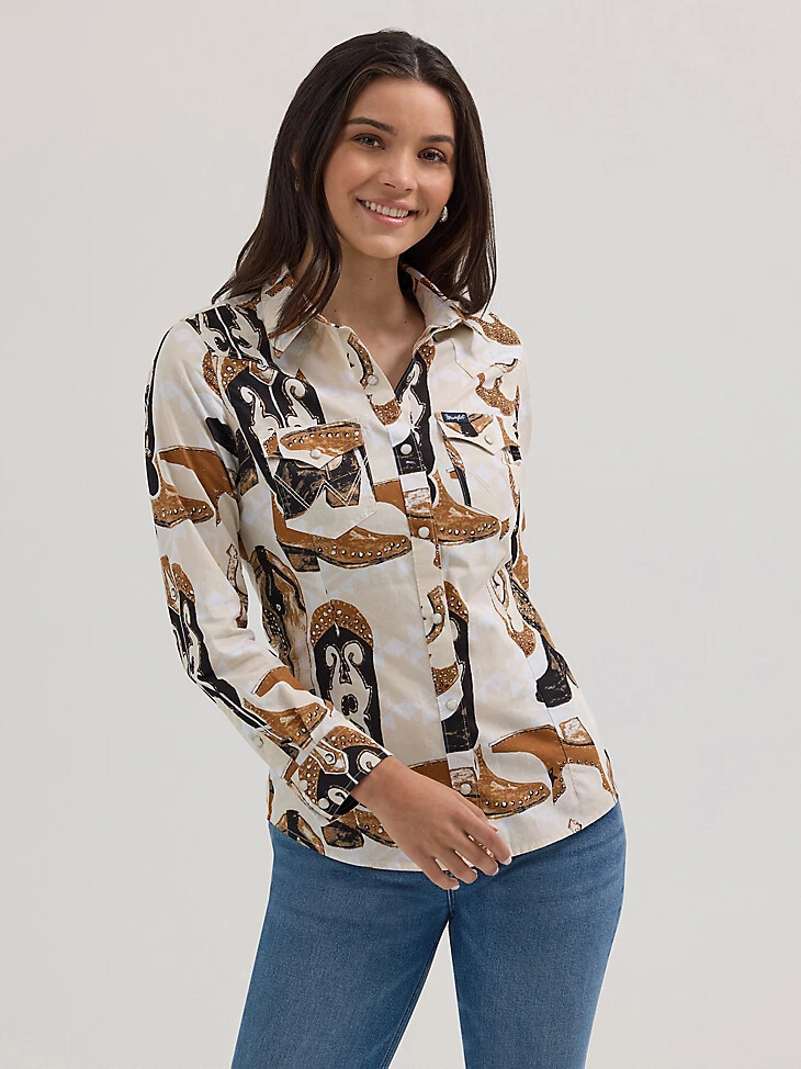 camisa vaquera ajustada con broches saddle up para mujer con estampado de botas