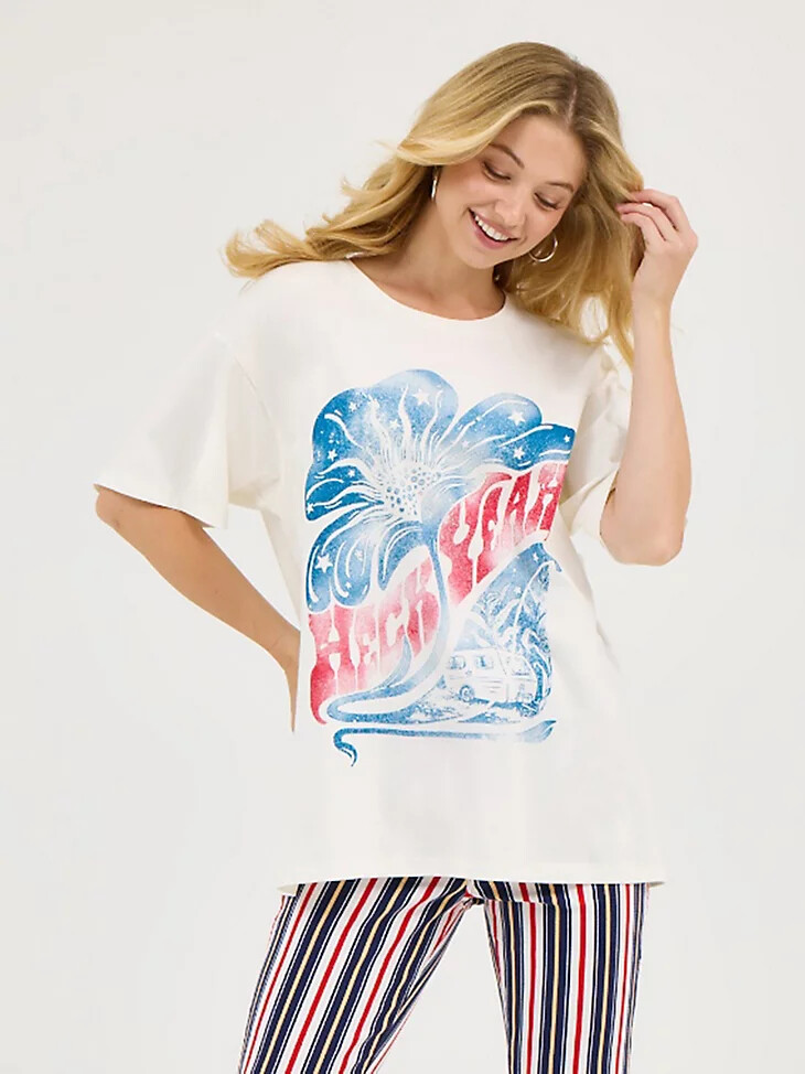 camiseta extragrande heck yeah de wrangler x lainey wilson